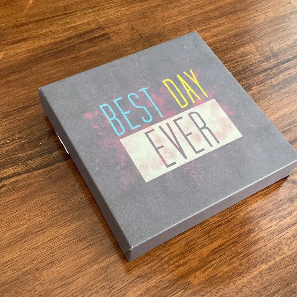 Best Day Ever Wall Decor Small Canvas Art Grey 8 in x 8 in x 1.5 in EUC